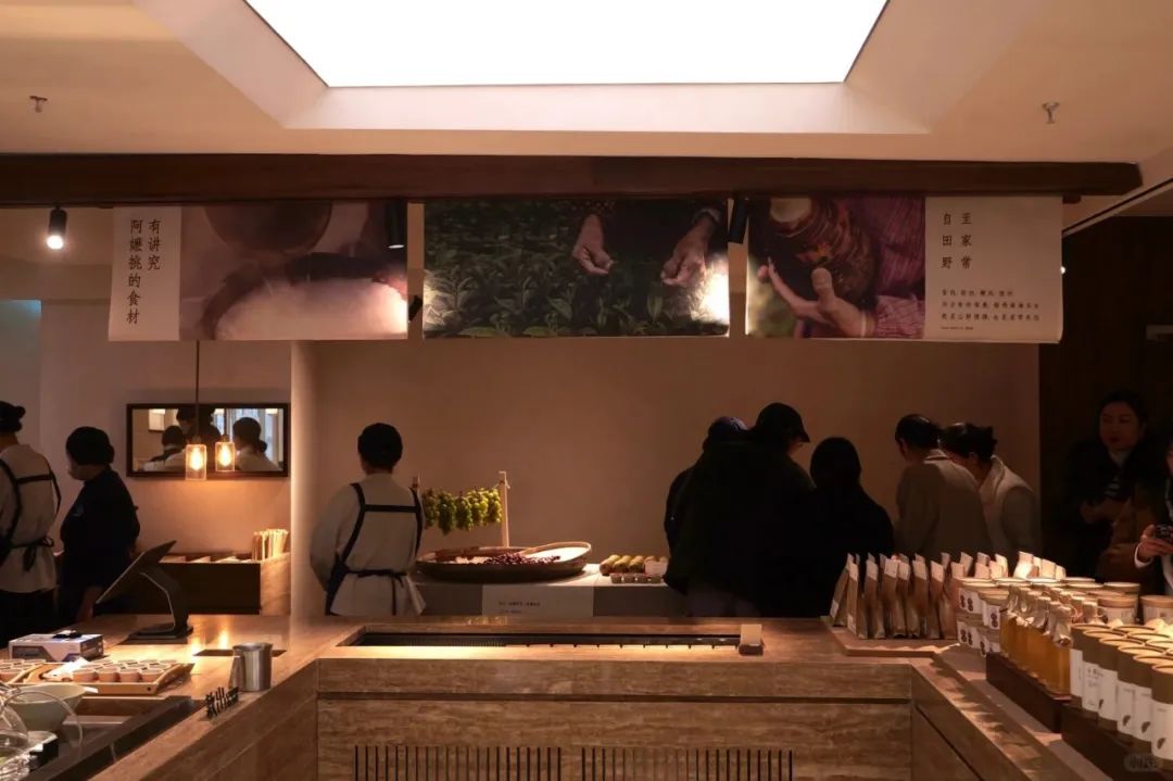 日本料理阿嬷手作全国首家体验集合店，用“家味·市集”打造餐饮空间